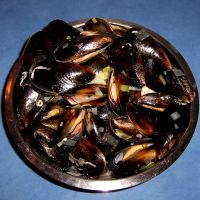 The cooked mussels